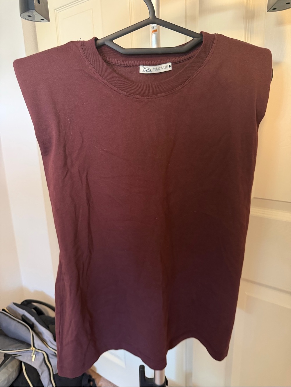 Zara Burgundy Top with Shoulder Pads – Size S